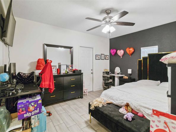 501 S E St, Lake Worth Beach FL 33460
