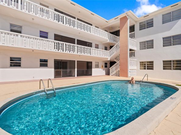 721 NE Atlantic  Blvd 110, Hallandale Beach FL 33009