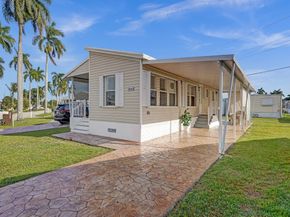 8580 SW 18 St, Davie FL 33324