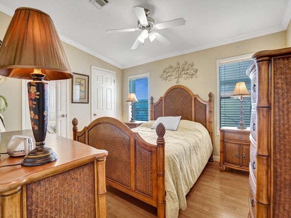 8580 SW 18 St, Davie FL 33324