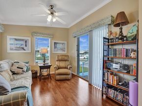8580 SW 18 St, Davie FL 33324