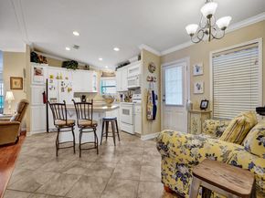 8580 SW 18 St, Davie FL 33324