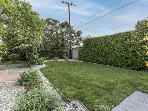233 N Sparks Street, Burbank CA 91506