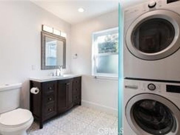 233 N Sparks Street, Burbank CA 91506