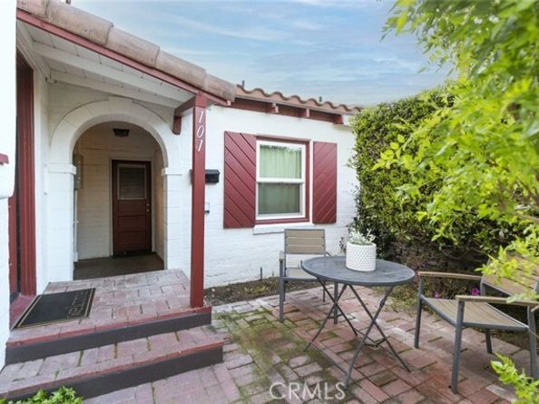 233 N Sparks Street, Burbank CA 91506