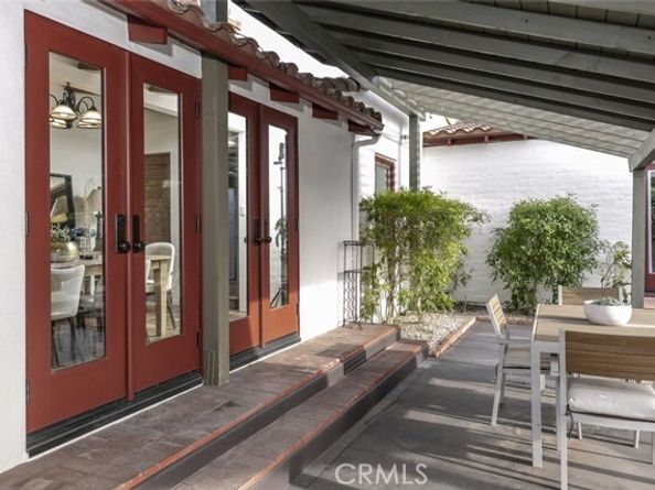 233 N Sparks Street, Burbank CA 91506