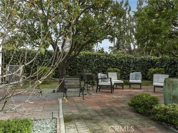 233 N Sparks Street, Burbank CA 91506