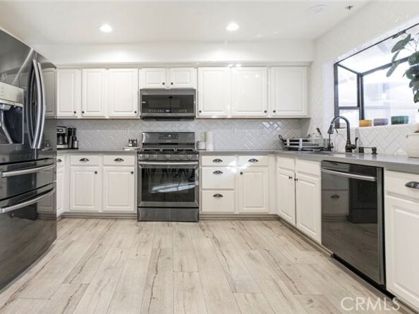 10894 Olinda Street 109, Sun Valley (los Angeles) CA 91352