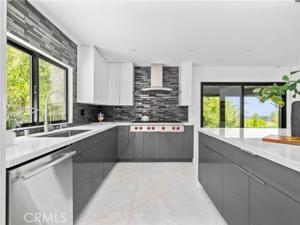 20101 Greenbriar Drive, Tarzana (los Angeles) CA 91356