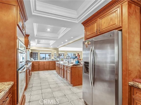 8530 Vine Valley, Sun Valley (los Angeles) CA 91352