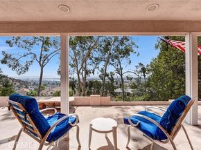 8530 Vine Valley, Sun Valley (los Angeles) CA 91352