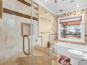 8530 Vine Valley, Sun Valley (los Angeles) CA 91352