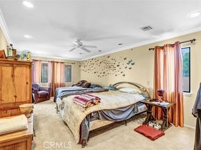 8530 Vine Valley, Sun Valley (los Angeles) CA 91352