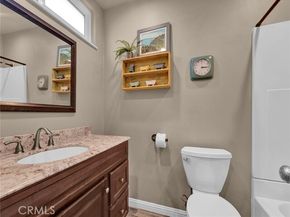 11813 Runnymede Street 44, North Hollywood (los Angeles) CA 91605