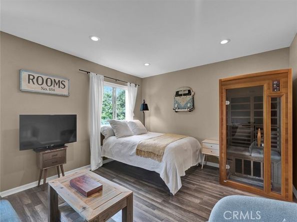 11813 Runnymede Street 44, North Hollywood (los Angeles) CA 91605