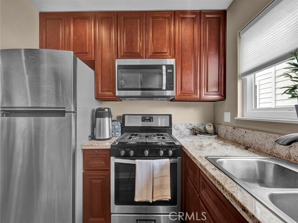 11813 Runnymede Street 44, North Hollywood (los Angeles) CA 91605