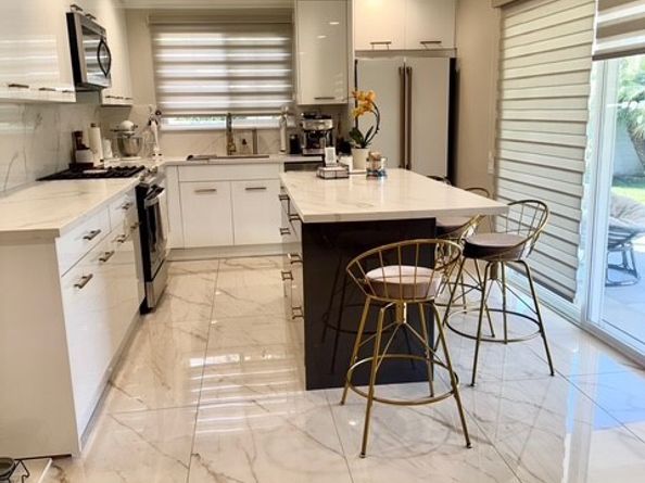 6416 Kenwater, West Hills (los Angeles) CA 91307