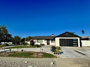 6416 Kenwater, West Hills (los Angeles) CA 91307