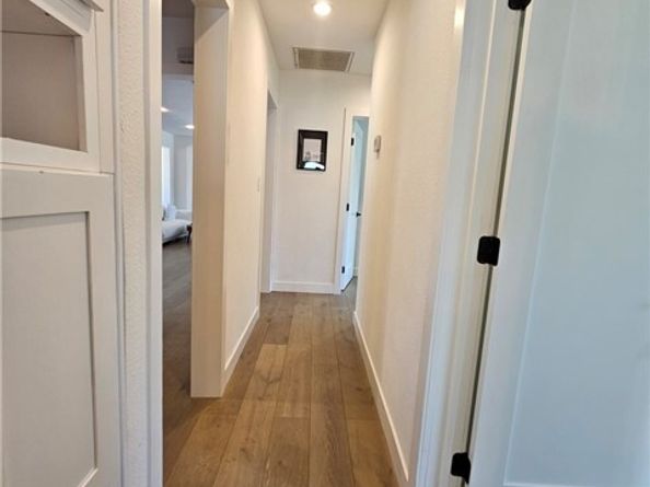 17037 Covello Street, Van Nuys (los Angeles) CA 91406