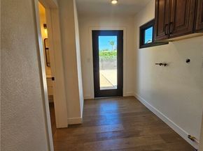 17037 Covello Street, Van Nuys (los Angeles) CA 91406