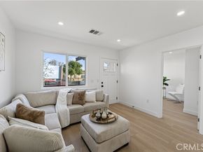 11113 S Budlong Avenue, Los Angeles CA 90044