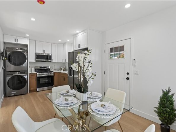 11113 S Budlong Avenue, Los Angeles CA 90044