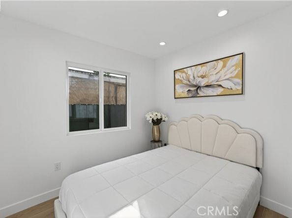 11113 S Budlong Avenue, Los Angeles CA 90044