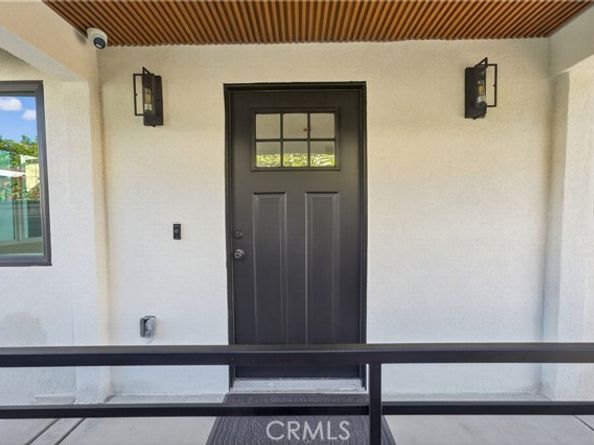 11113 S Budlong Avenue, Los Angeles CA 90044