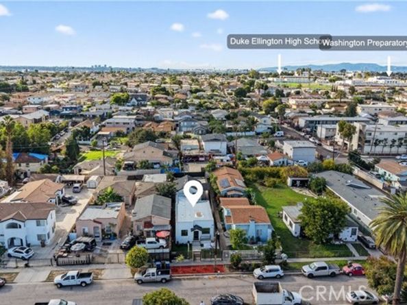 11113 S Budlong Avenue, Los Angeles CA 90044