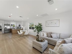 11113 S Budlong Avenue, Los Angeles CA 90044