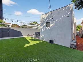 11113 S Budlong Avenue, Los Angeles CA 90044