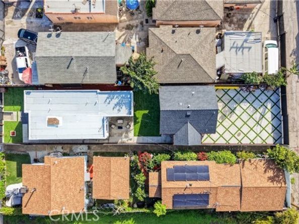 11113 S Budlong Avenue, Los Angeles CA 90044