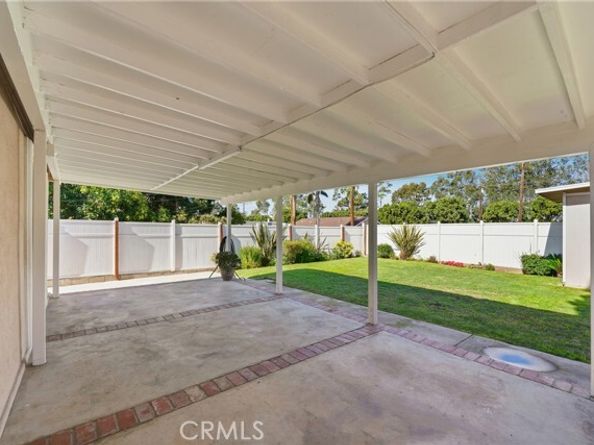 1231 W Don, Wilmington (los Angeles) CA 90744