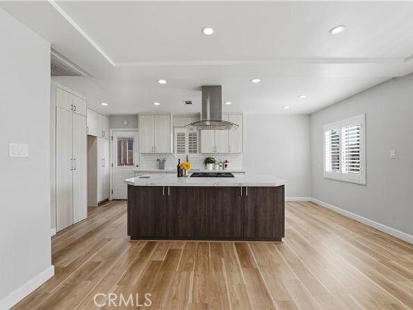 1231 W Don, Wilmington (los Angeles) CA 90744