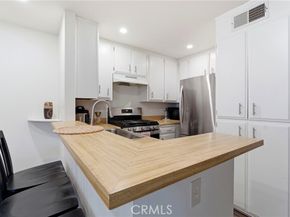 12330 Osborne, Pacoima (los Angeles) CA 91331