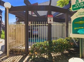 12330 Osborne, Pacoima (los Angeles) CA 91331