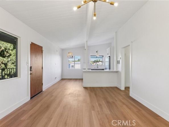 2909 10th 4, Santa Monica CA 90405
