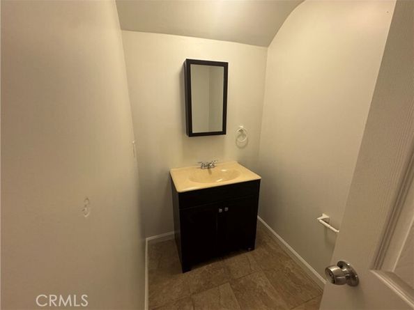 20258 Runnymede Street, Winnetka (los Angeles) CA 91306