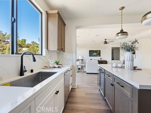 1029 N Staley Lane, Highland Park (los Angeles) CA 90042