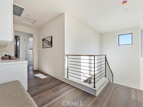 1029 N Staley Lane, Highland Park (los Angeles) CA 90042