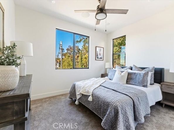 1029 N Staley Lane, Highland Park (los Angeles) CA 90042