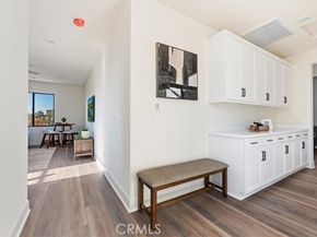 1029 N Staley Lane, Highland Park (los Angeles) CA 90042