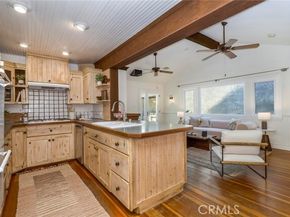 10210 La Canada, Burbank CA 91040