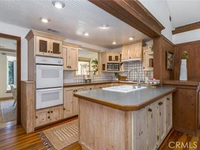 10210 La Canada, Burbank CA 91040