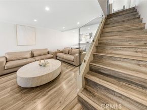 15035 Nordhoff Street 112, North Hills (los Angeles) CA 91343