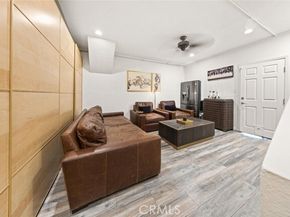 15035 Nordhoff Street 112, North Hills (los Angeles) CA 91343