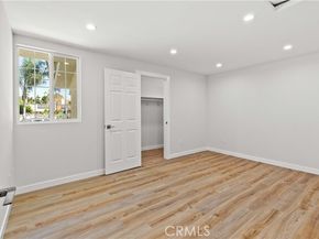 8401 Kester, Panorama City (los Angeles) CA 91402