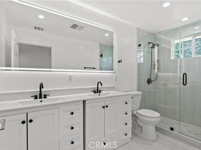 8401 Kester, Panorama City (los Angeles) CA 91402