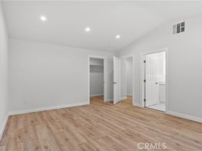 8401 Kester, Panorama City (los Angeles) CA 91402