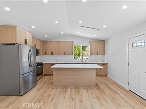 8401 Kester, Panorama City (los Angeles) CA 91402